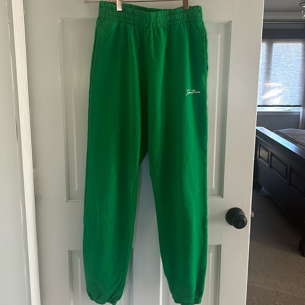 Green Talentless T-shirt and  Sweatpants set